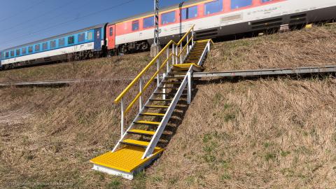 Hangtreppen für die Bahn